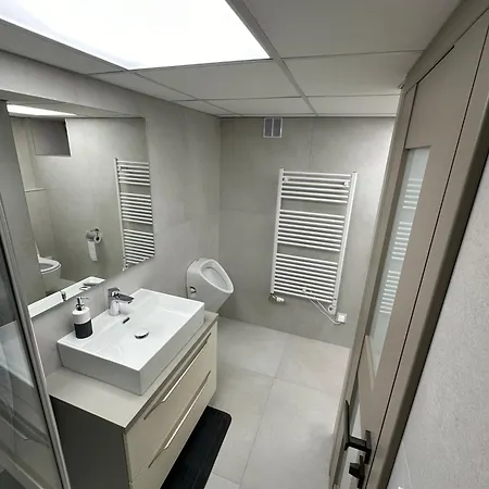 Fully Equipped Kosice-barca 3* 코시체